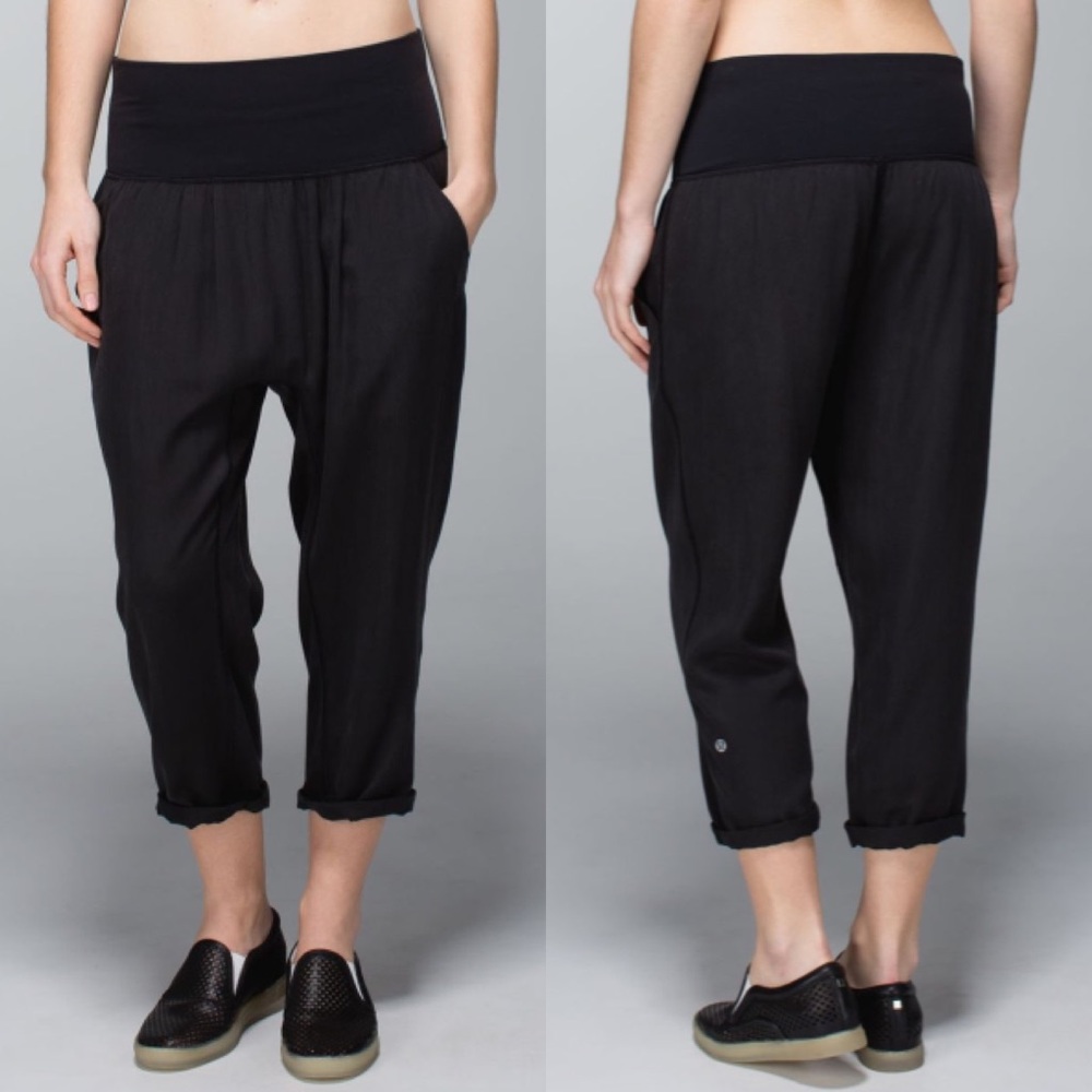 Lululemon Post Power Crop Sz 4